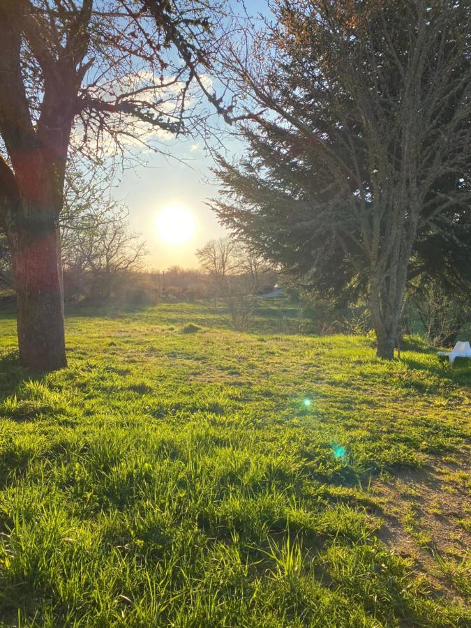 Une Pause En Correze Sarroux Zewnętrze zdjęcie